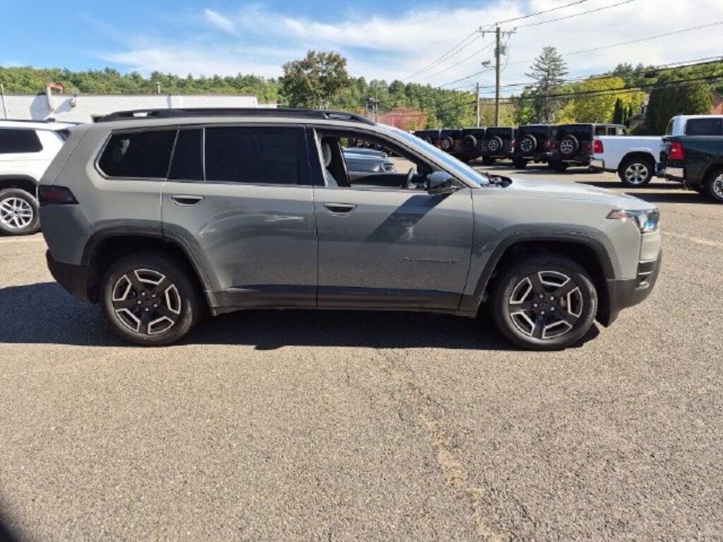 New 2026 Jeep Cherokee Limited Sport Utility