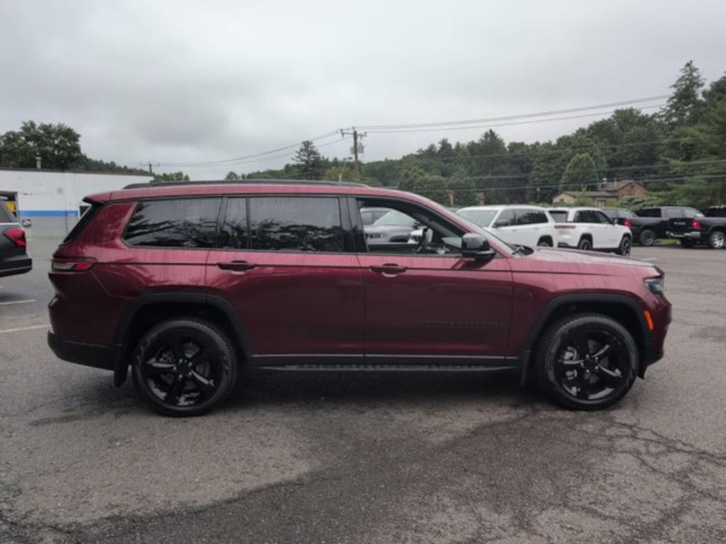 Certified 2025 Jeep Grand Cherokee L Limited SUV