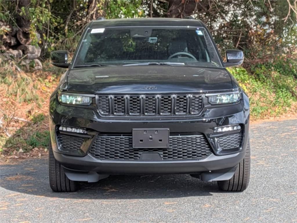 New 2025 Jeep Grand Cherokee Limited Sport Utility
