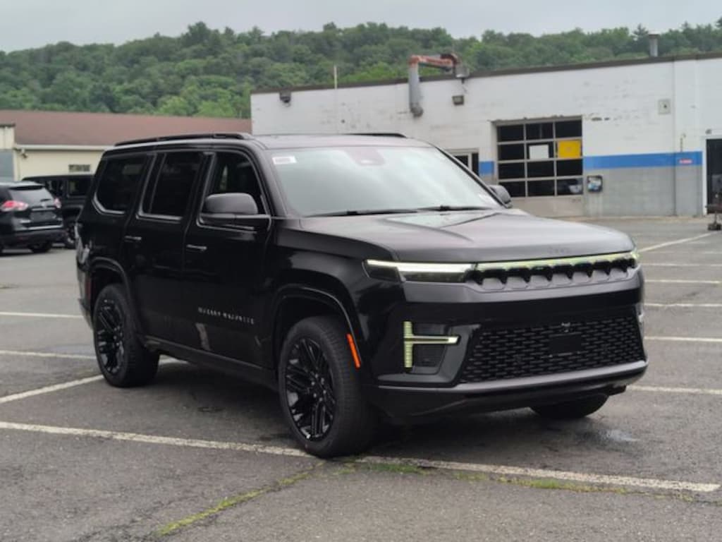 New 2026 Jeep Grand Wagoneer Limited Sport Utility
