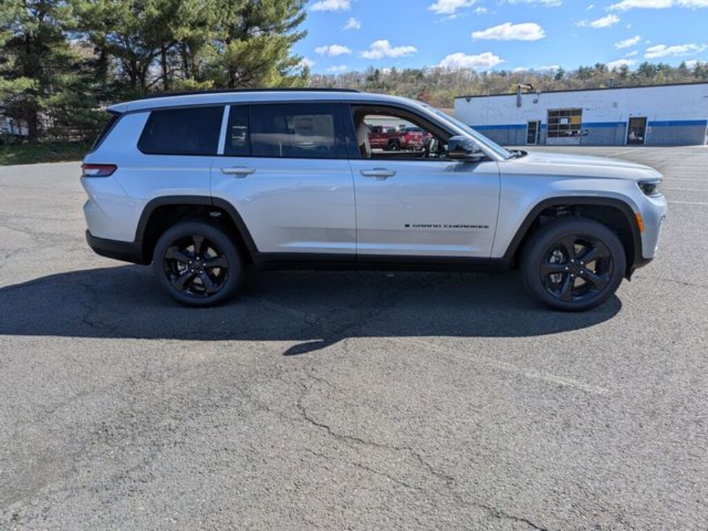 New 2026 Jeep Grand Cherokee L Limited Sport Utility