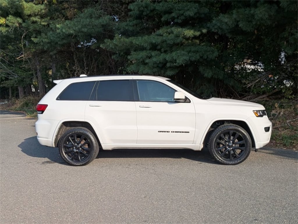 Certified 2020 Jeep Grand Cherokee Altitude SUV