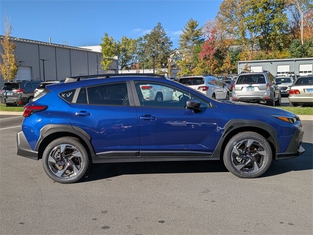 2025 Subaru Crosstrek Limited photo 2