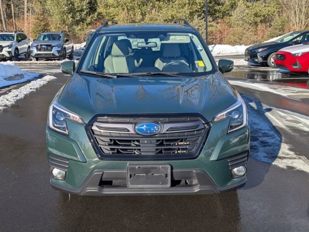 Used 2023 Subaru Forester Limited SUV