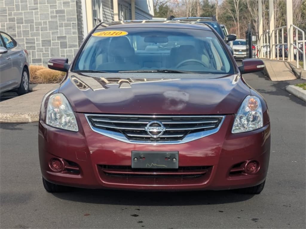 Used 2010 Nissan Altima 2.5 S Sedan