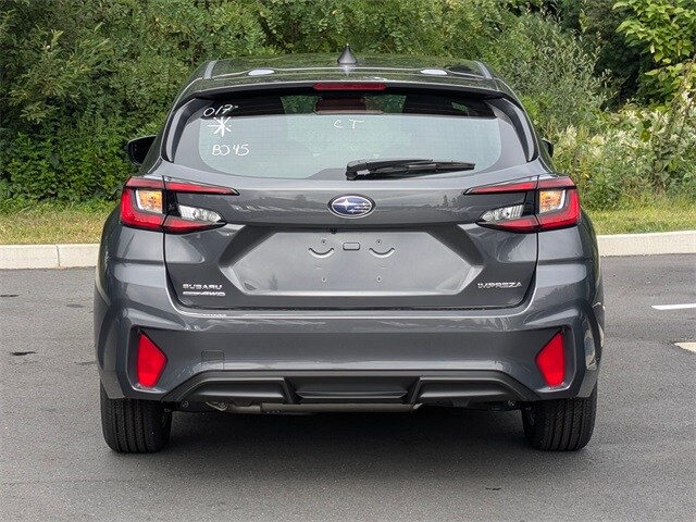 2025 Subaru Impreza Base photo 2