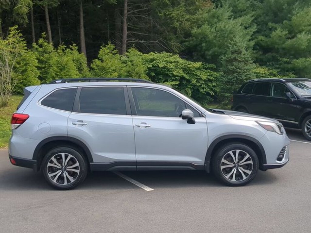 Used 2023 Subaru Forester Limited SUV