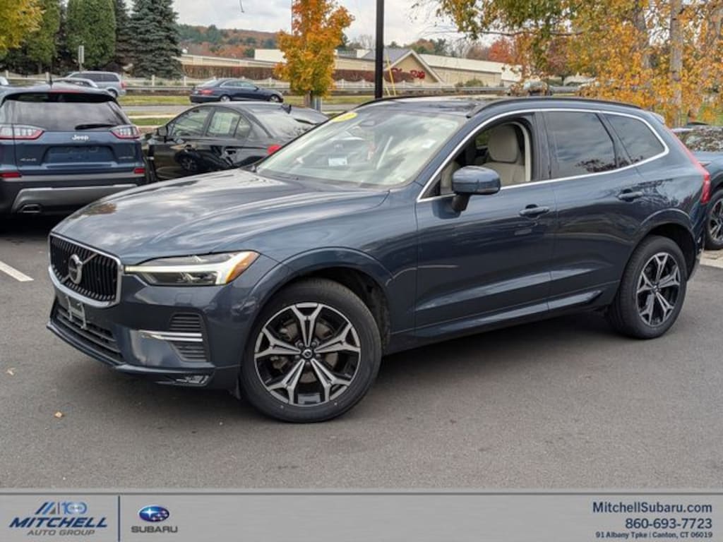 Used 2022 Volvo XC60 B5 Momentum SUV