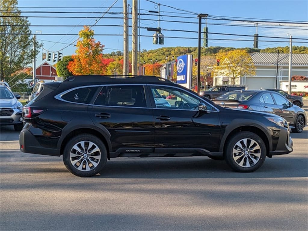 New 2025 Subaru Outback Limited SUV