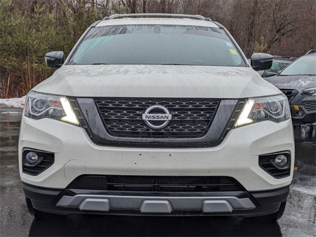 Used 2020 Nissan Pathfinder SV with VIN 5N1DR2BN6LC631863 for sale in Canton, CT