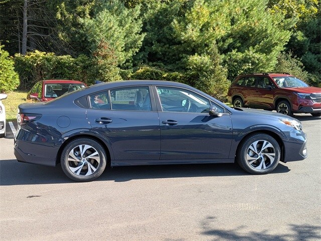 2025 Subaru Legacy Premium photo 4