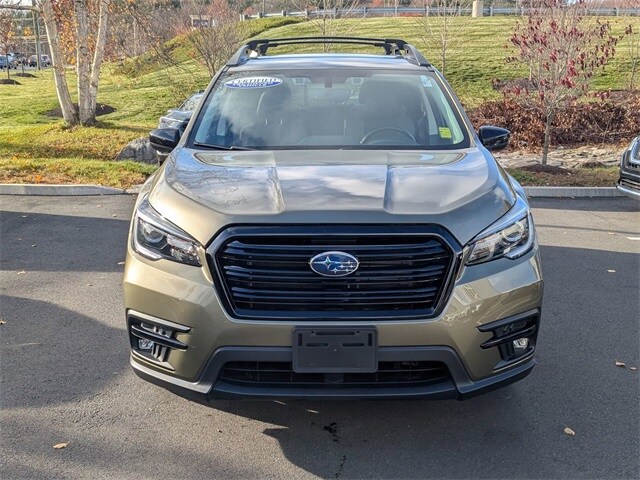2022 Subaru Ascent Onyx Edition photo 2