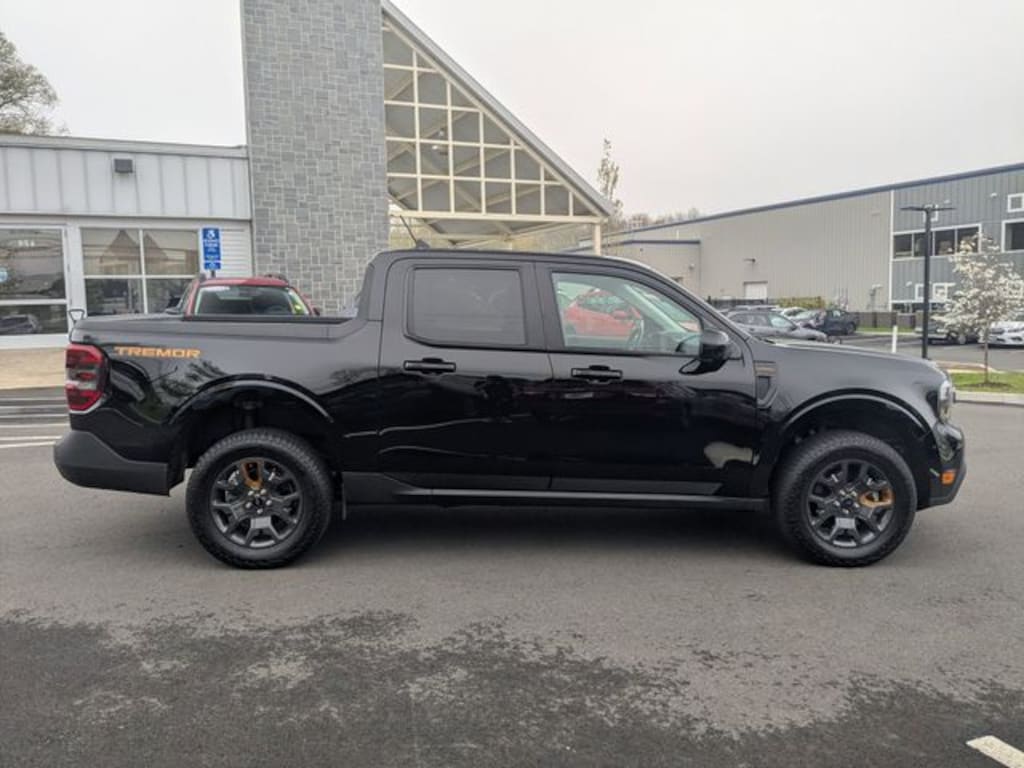 Used 2024 Ford Maverick Lariat Truck