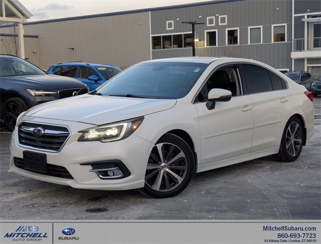 2019 Subaru Legacy Limited's photo