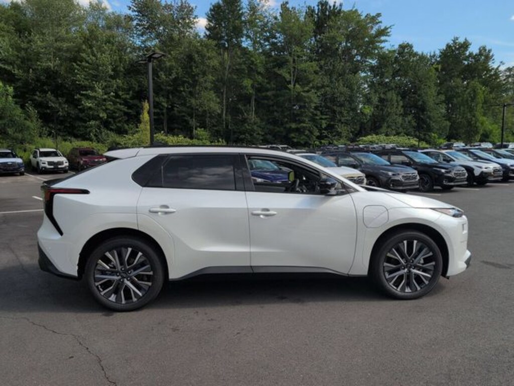 New 2026 Subaru Solterra Limited XT SUV