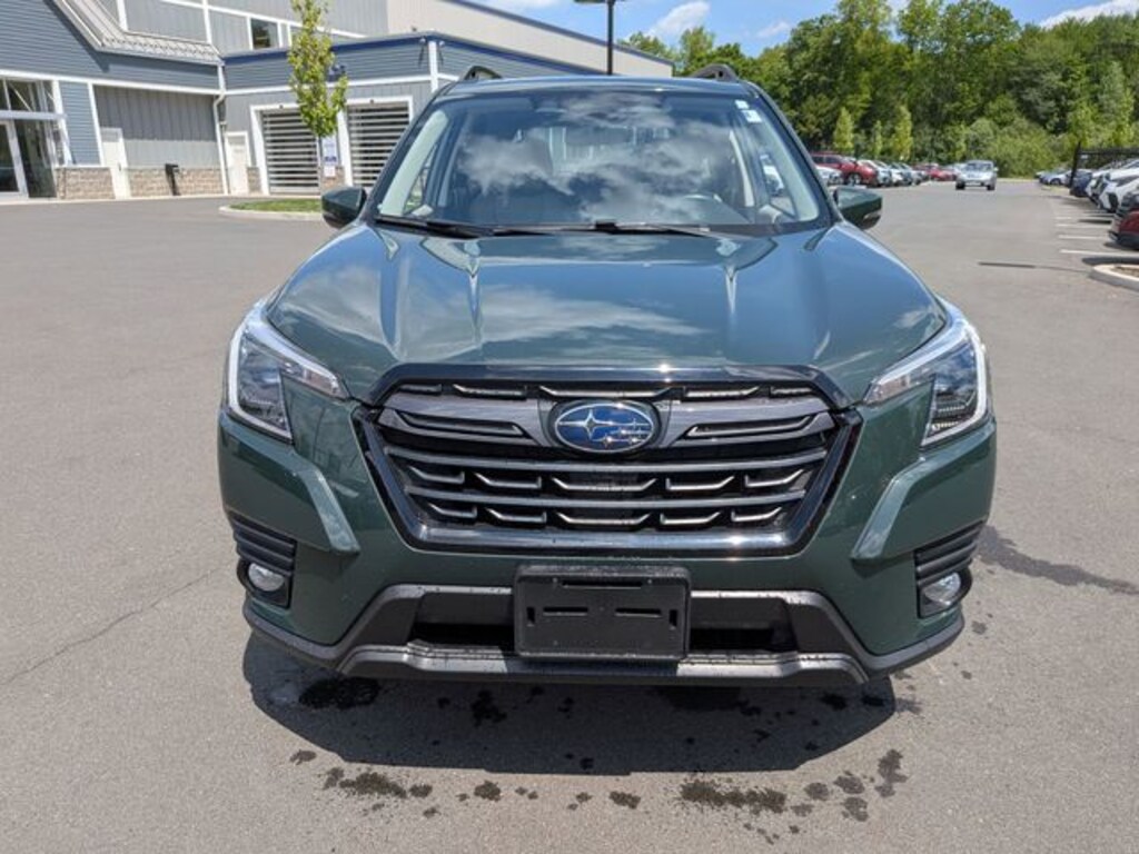 Used 2023 Subaru Forester Limited SUV