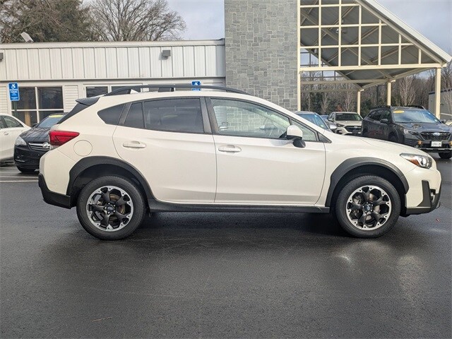 2023 Subaru Crosstrek Premium photo 3