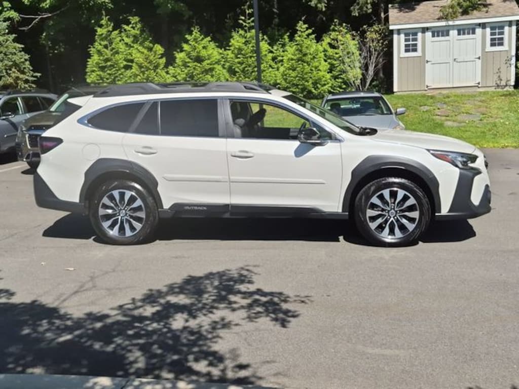 Used 2025 Subaru Outback Limited SUV