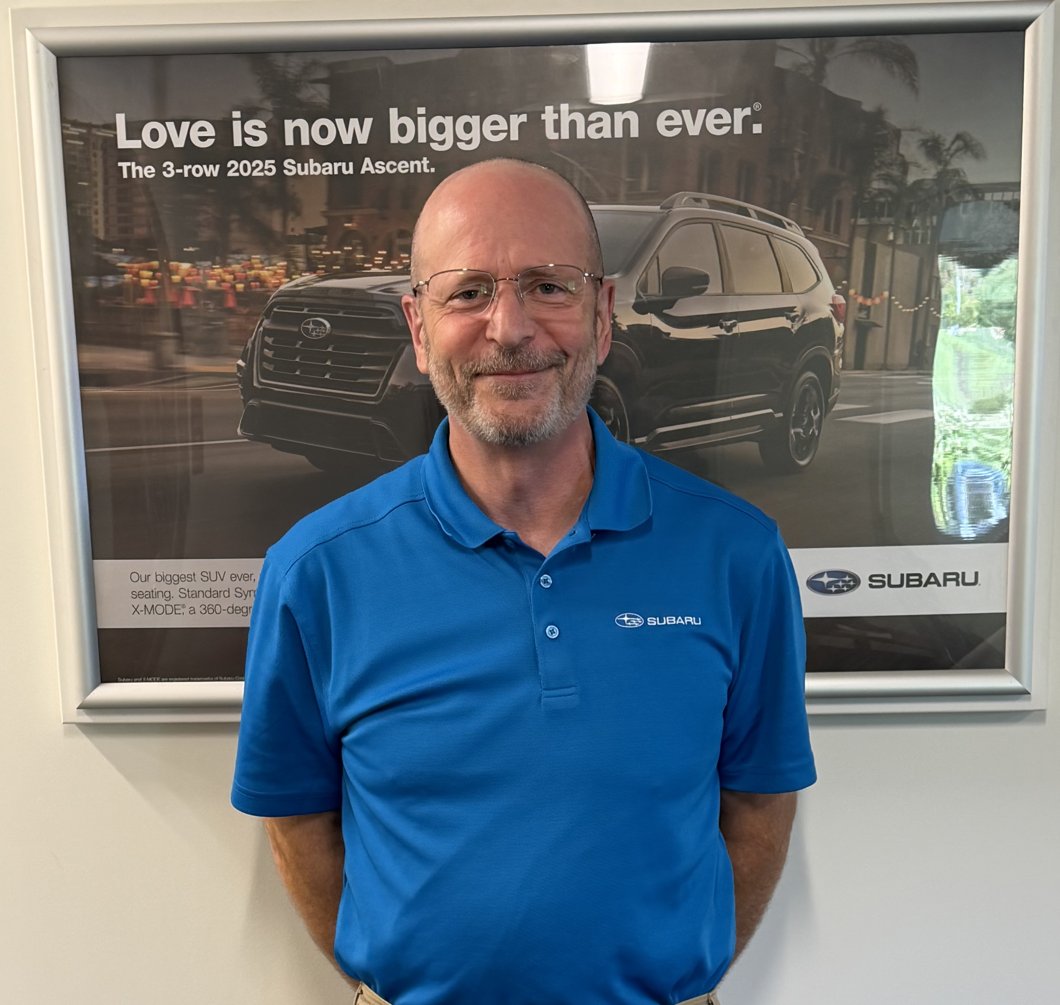 Staff member Jeffrey Schmahl from 37a859f07992