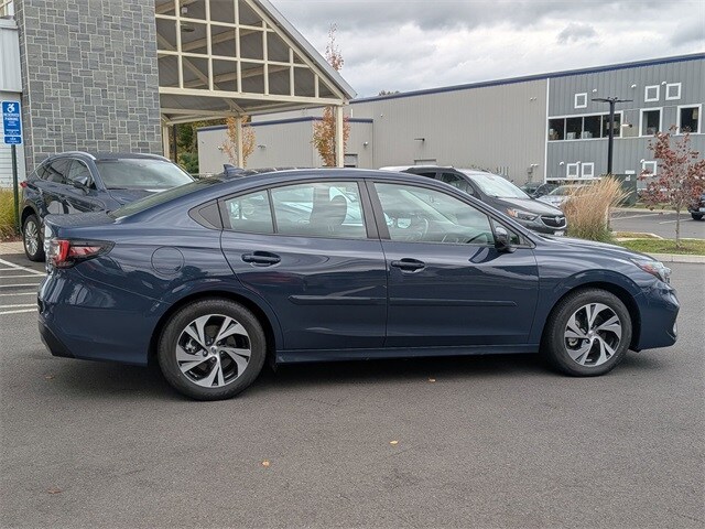 2025 Subaru Legacy Premium photo 2