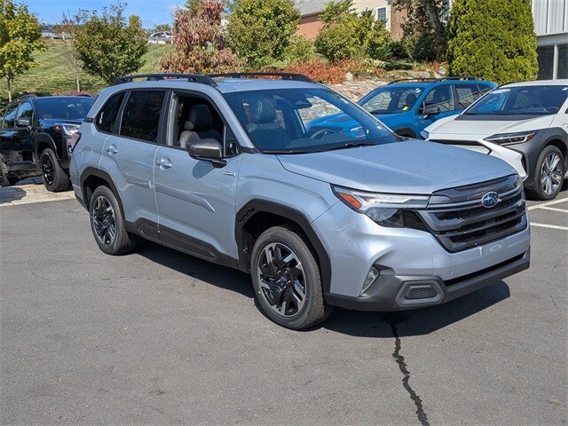 2025 Subaru Forester Limited photo 3