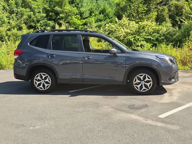 Used 2023 Subaru Forester Premium SUV