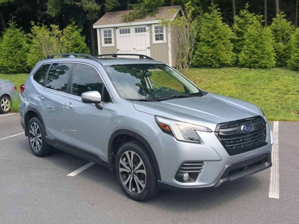 Used 2023 Subaru Forester Limited SUV