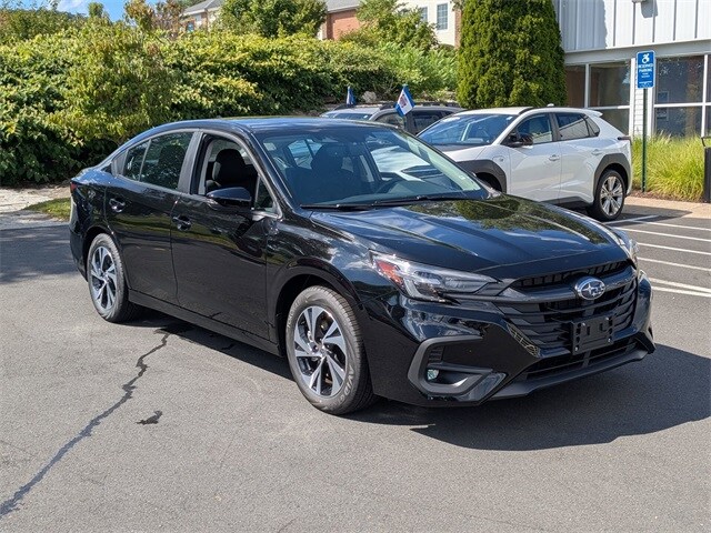 2025 Subaru Legacy Premium photo 3