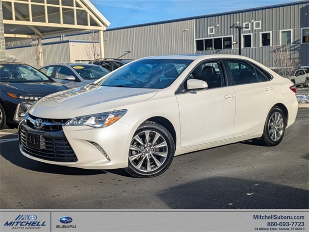 Used 2016 Toyota Camry XLE Sedan