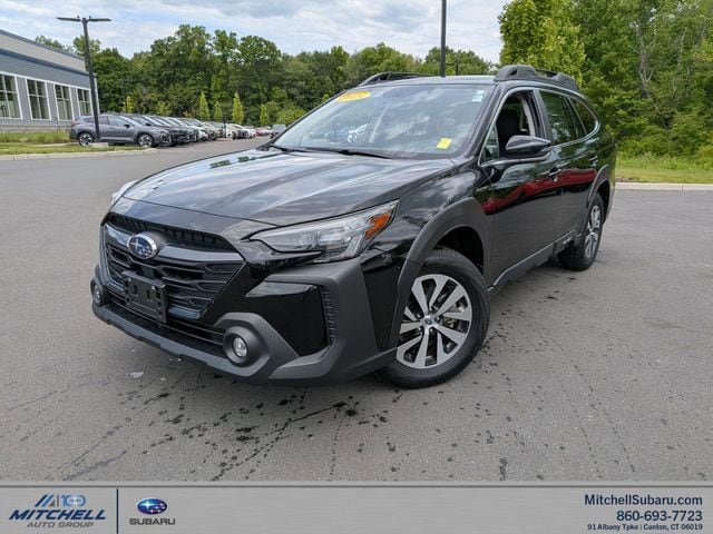2025 Subaru Outback Premium's photo