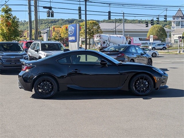 2023 Toyota GR86 Premium photo 4