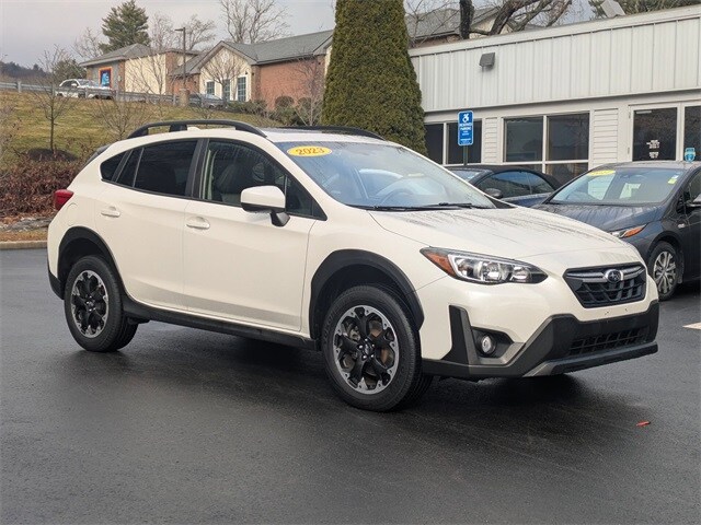 2023 Subaru Crosstrek Premium photo 2