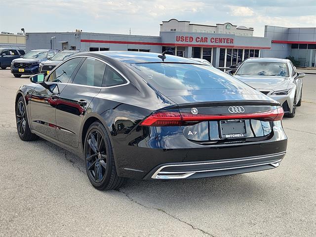 2022 Audi A7 55 Premium photo 3