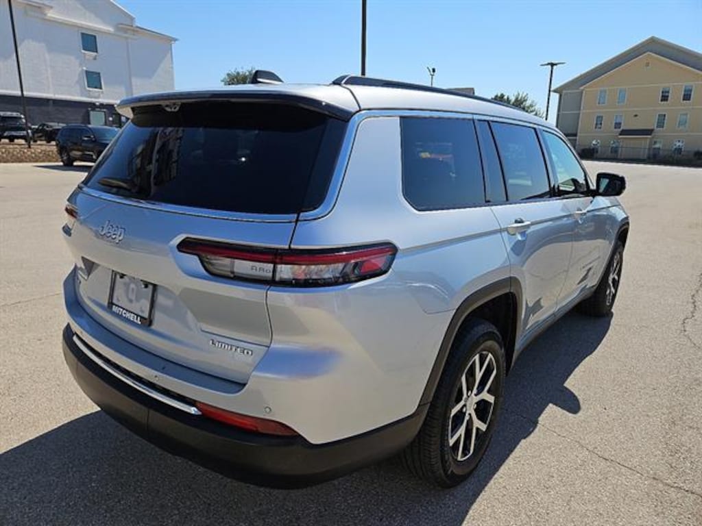 Used 2024 Jeep Grand Cherokee L Limited SUV