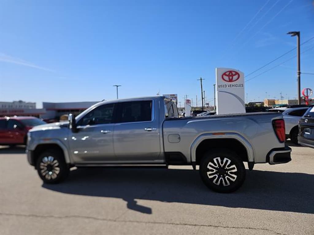 Used 2025 GMC Sierra 2500 HD Denali Ultimate Truck Crew Cab