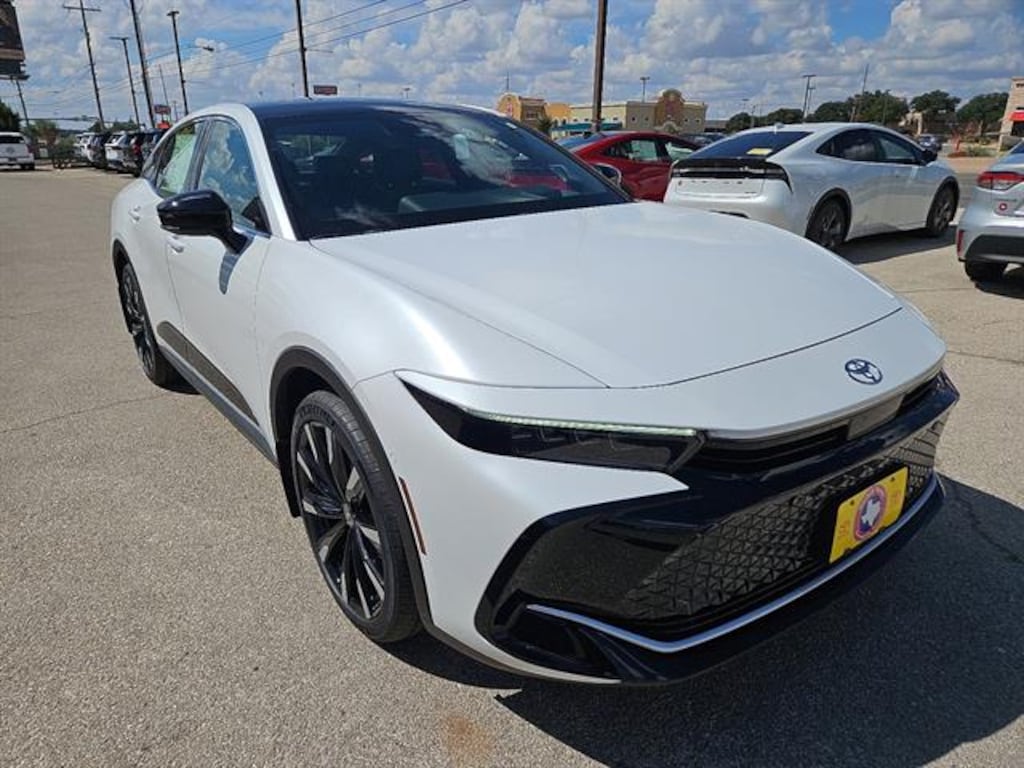 New 2026 Toyota Crown Platinum Sedan