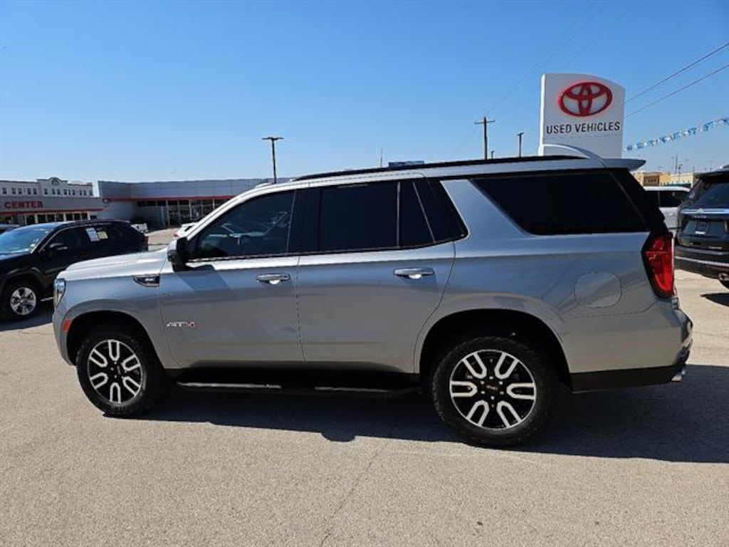 Used 2024 GMC Yukon AT4 SUV