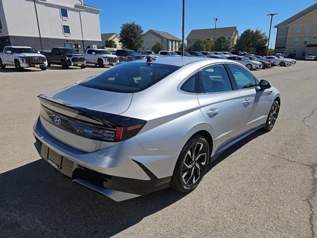 Used 2024 Hyundai Sonata SEL Sedan