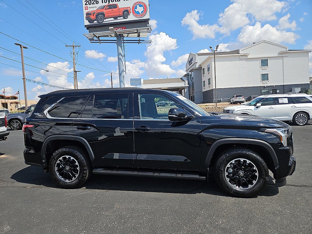 2026 Toyota Sequoia SR5 - Photo 5