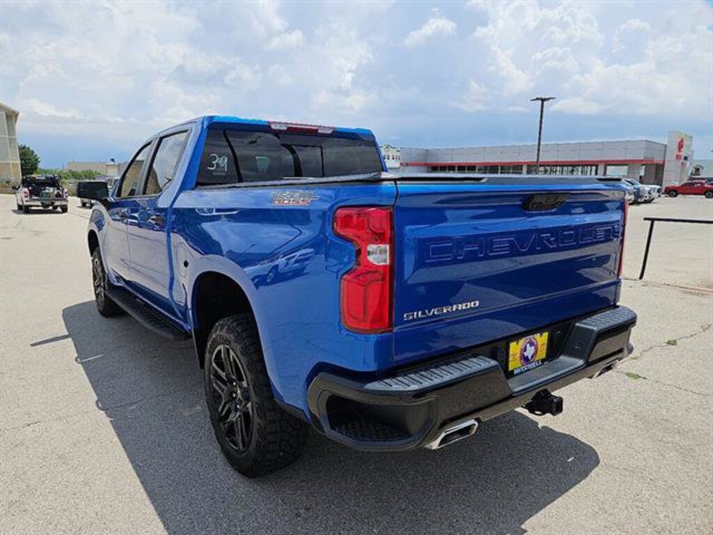 Used 2024 Chevrolet Silverado 1500 LT Trail Boss Truck Crew Cab