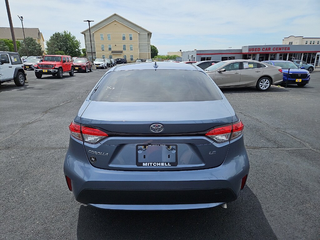 Used 2021 Toyota Corolla LE Sedan