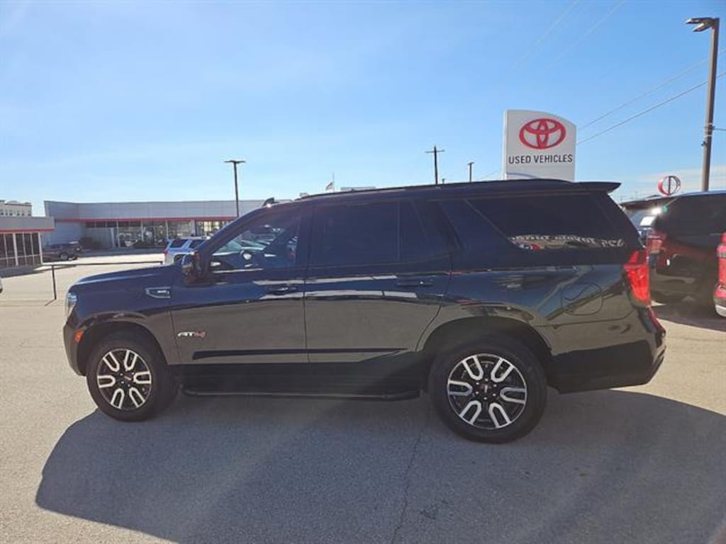 Used 2023 GMC Yukon AT4 SUV