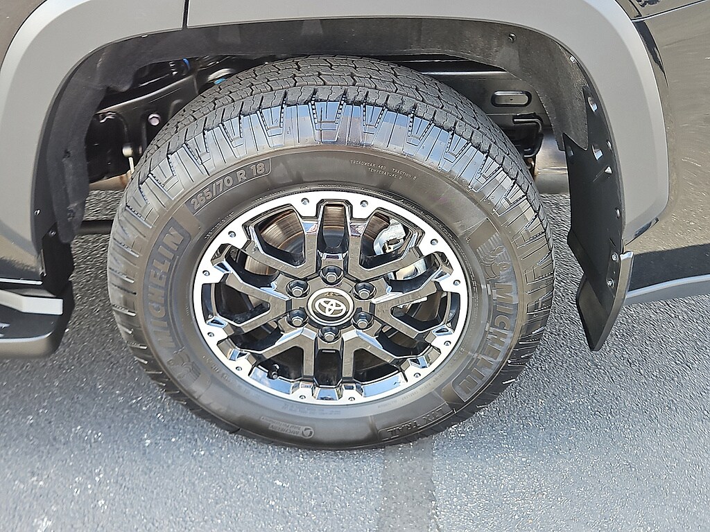2026 Toyota Sequoia SR5 - Photo 8