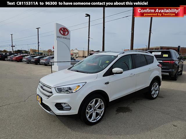 2019 Ford Escape Titanium's photo