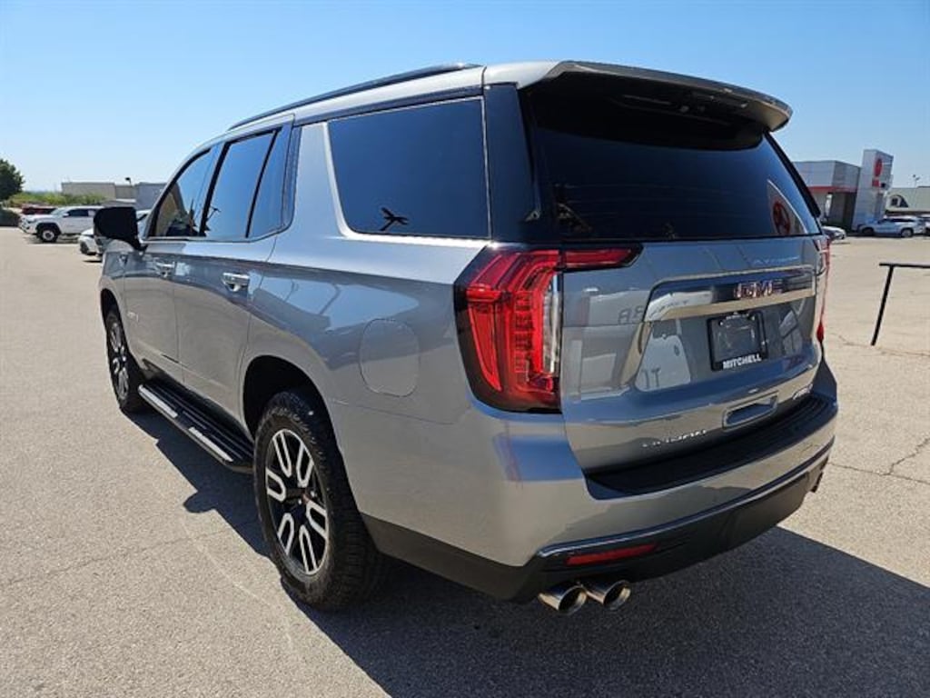 Used 2024 GMC Yukon AT4 SUV