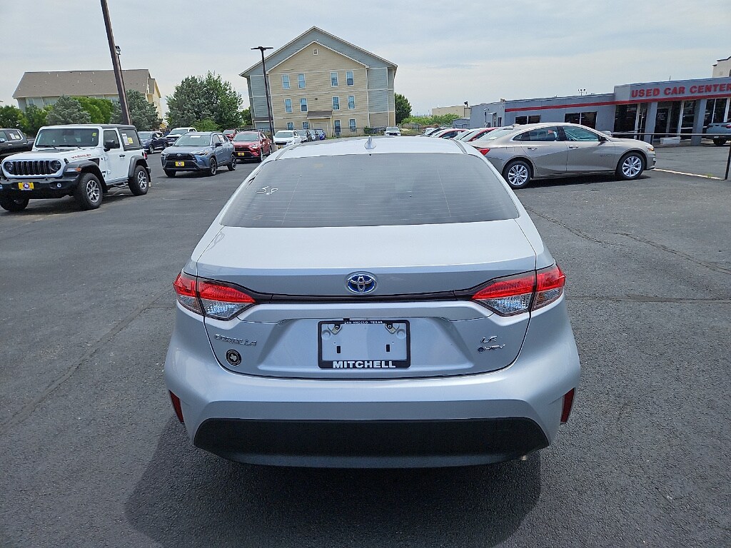 Used 2025 Toyota Corolla Hybrid LE Sedan