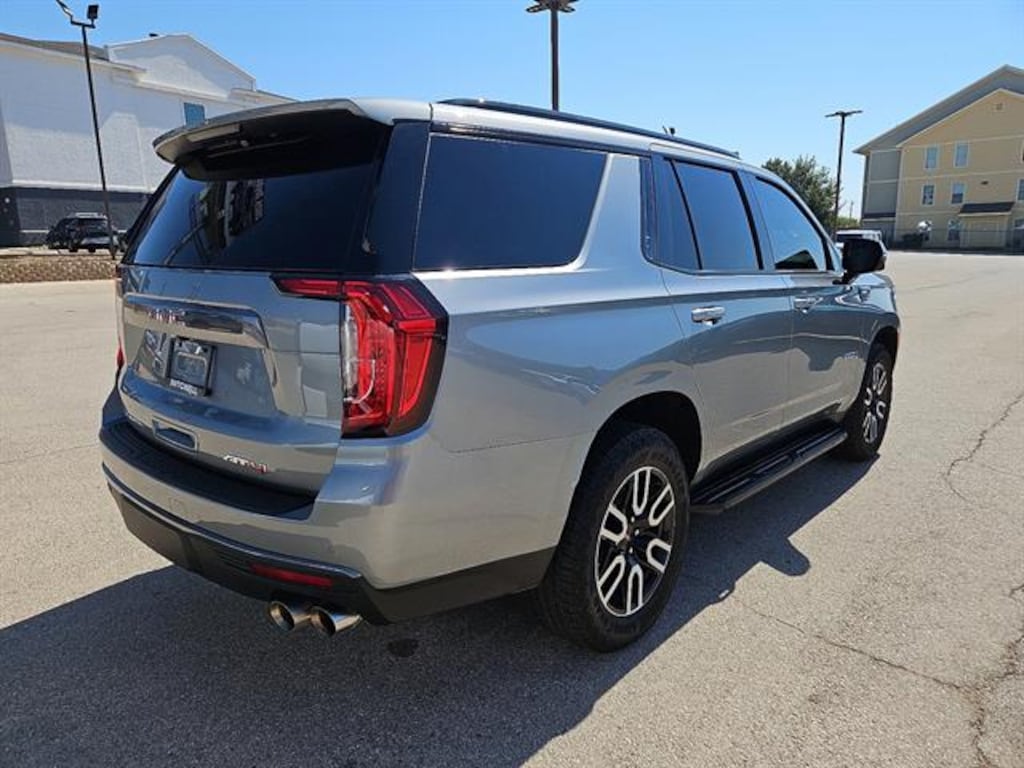 Used 2024 GMC Yukon AT4 SUV