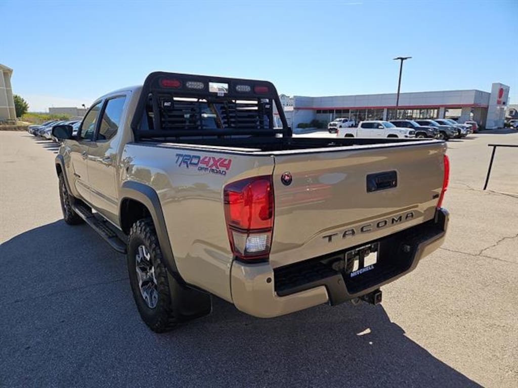 Used 2019 Toyota Tacoma Truck Double Cab