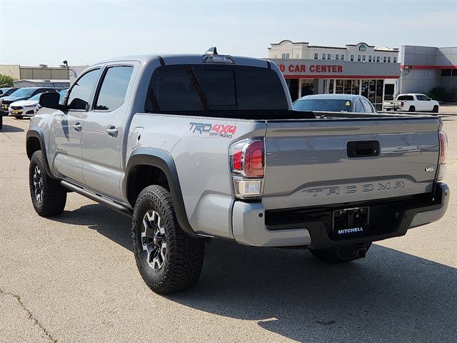 2021 Toyota Tacoma SR5 photo 3