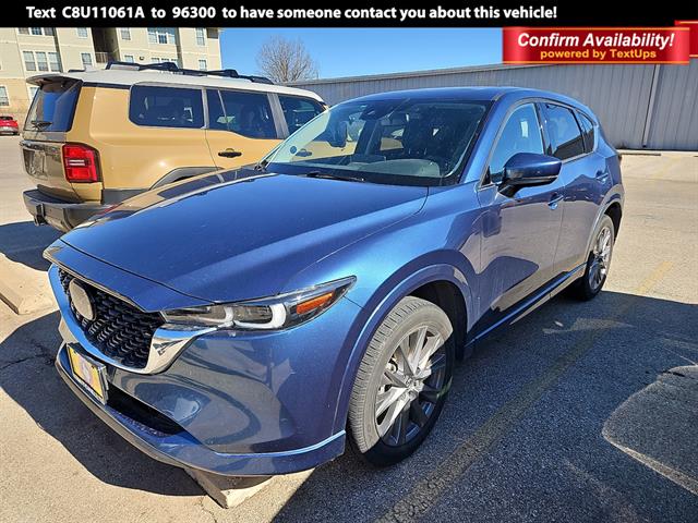 2024 Mazda CX-5 S Premium package